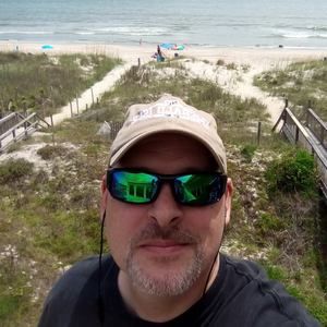 Meet your Posher, Eric